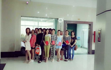 2016年5月22日學員畢業(yè)合影